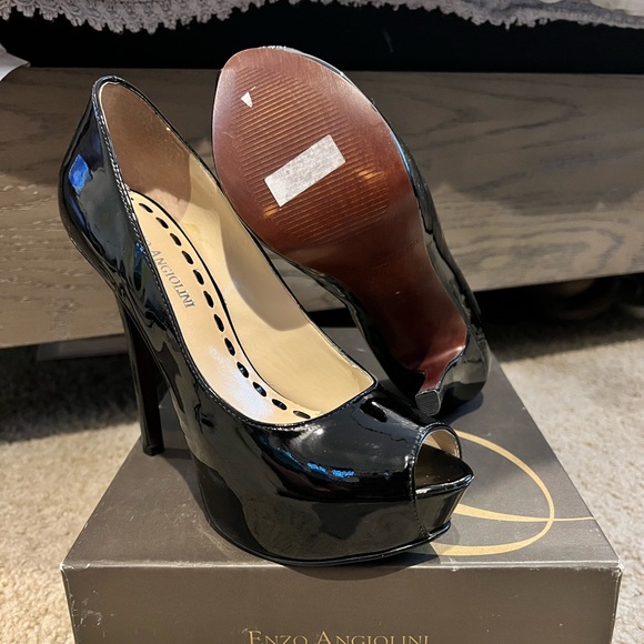 Enzo Angiolini Tanen Black Patent Platform Peeptoe - Picture 5 of 11